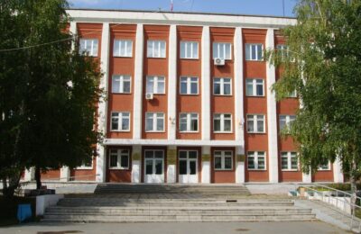 Первый по статусу и пятый по счету
